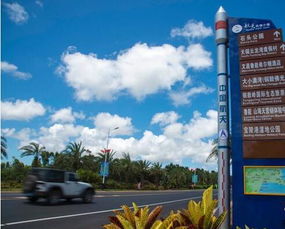 文昌龍樓鎮(zhèn)火箭模型路牌亮相街頭，創(chuàng)意設(shè)計點(diǎn)亮航天文化